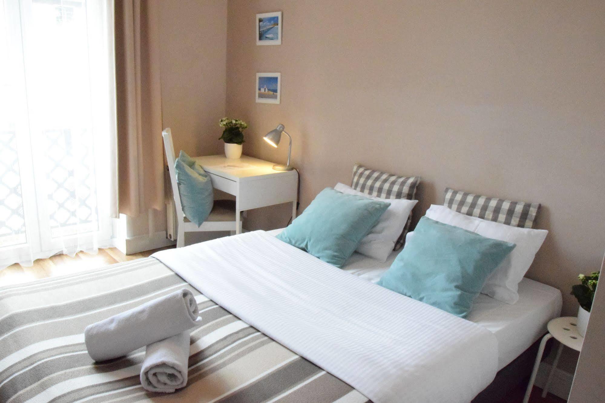 Blooms Inn - City Center Poznan By Friendly Apartments Exterior foto